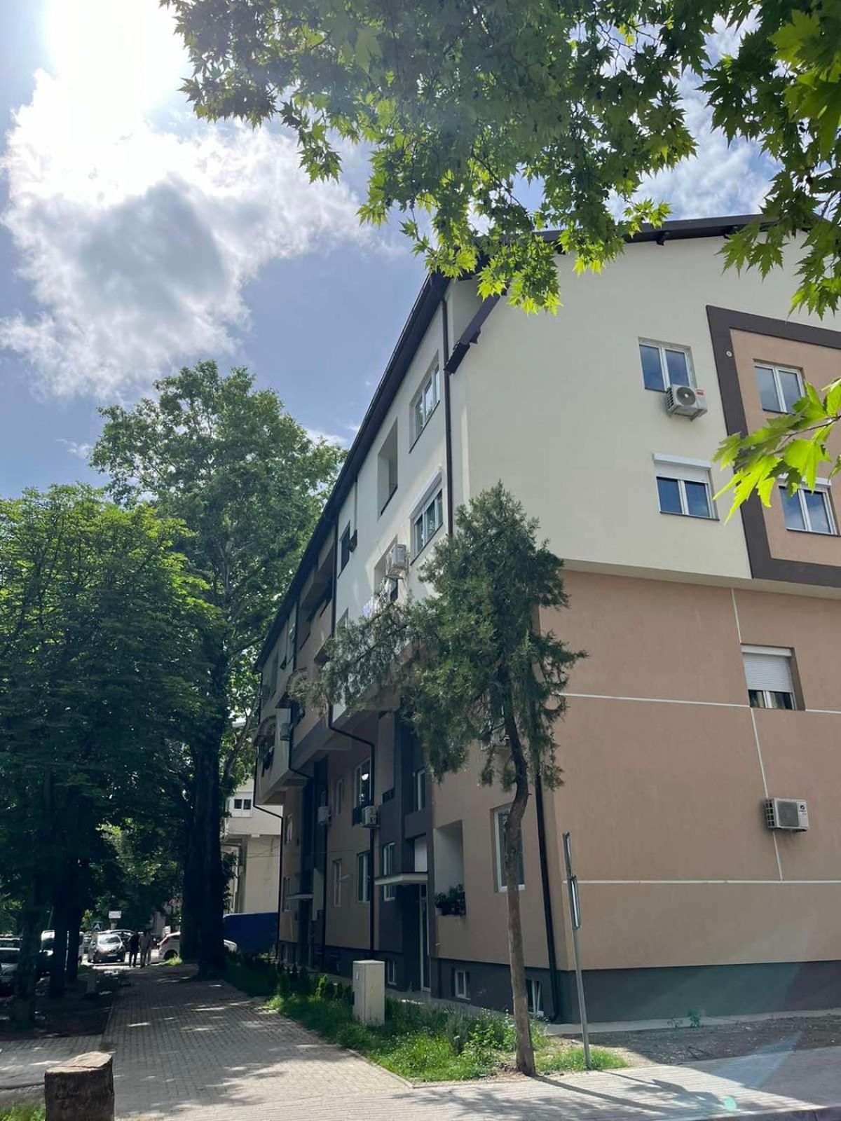 Maksim Apartments سكوبجي المظهر الخارجي الصورة