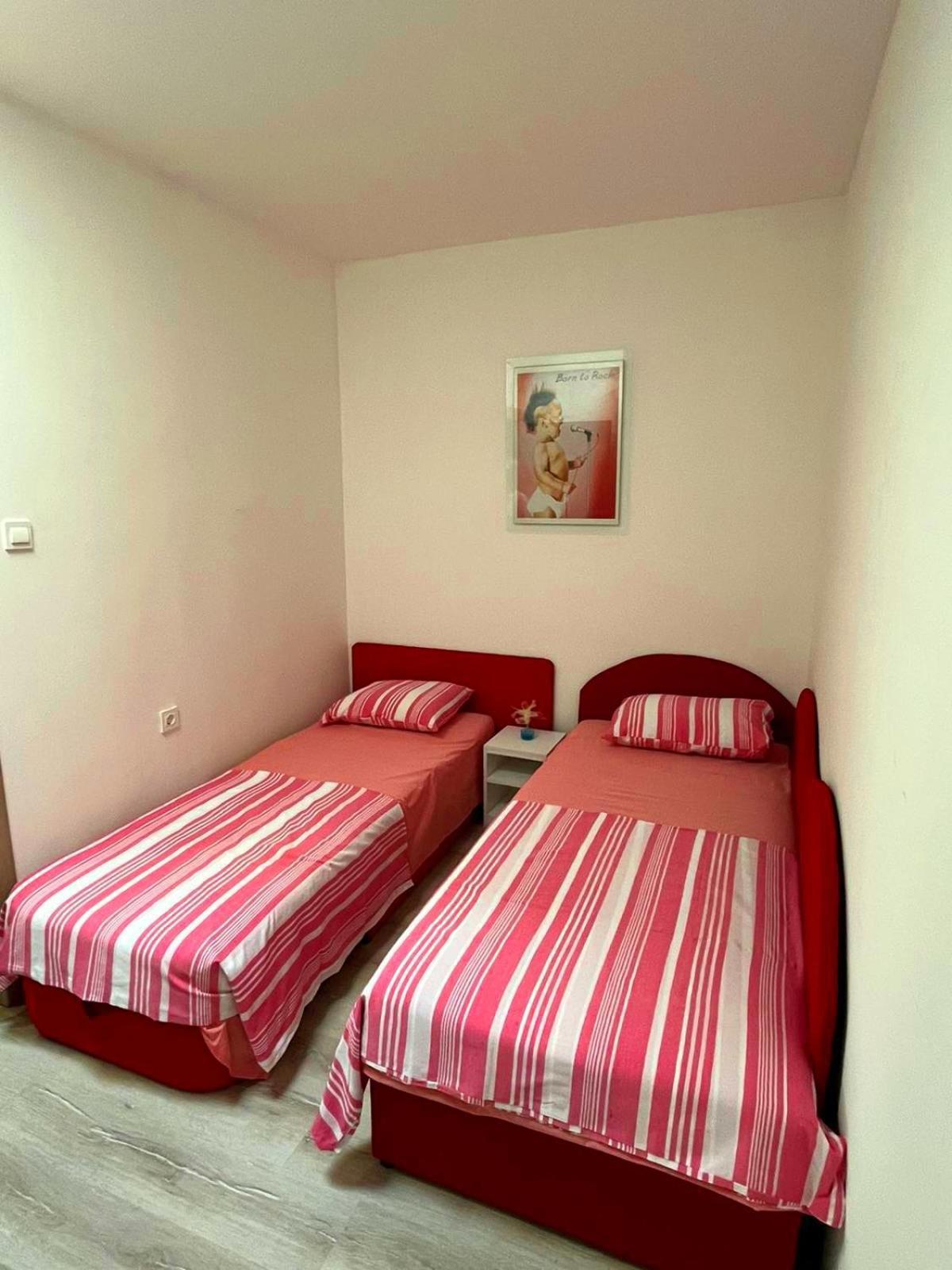 Maksim Apartments سكوبجي المظهر الخارجي الصورة